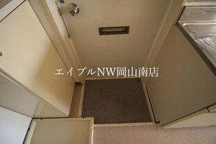 岡山駅 バス25分  あけぼの町下車：停歩3分 2階の物件内観写真